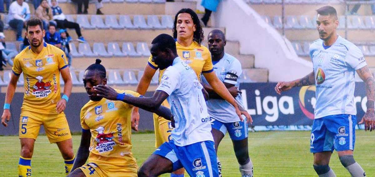 Delf&iacute;n consigue un punto en Ambato ante Macar&aacute;