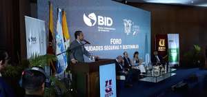 El vicealcalde de Guayaquil, Josu&eacute; S&aacute;nchez, resalt&oacute; los proyectos ecoamigables del Cabildo como incentivo en la creaci&oacute;n de acciones sustentables.