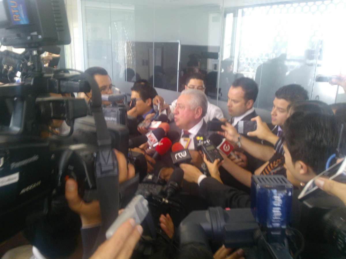 Dirigentes muestran preferencia por Chiriboga, a un d&iacute;a de las elecciones