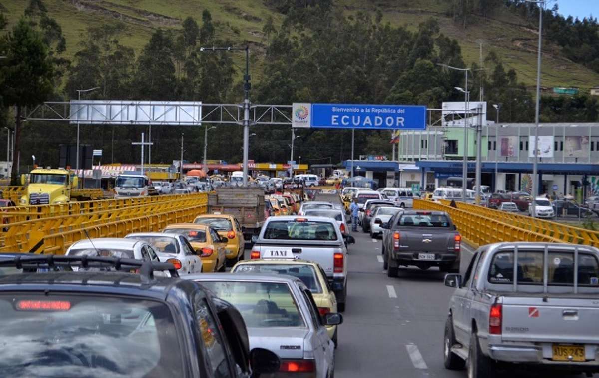 Ante congesti&oacute;n vehicular para ir a Ipiales, ecuatorianos deben estar atentos al pico y placa 