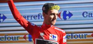 Simon Yates deja casi sentenciada la Vuelta en etapa ganada por Pinot