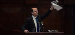 Carlos Baca Mancheno dej&oacute; su cargo como Fiscal General a 15 d&iacute;as de cumplir un a&ntilde;o en esa funci&oacute;n. 