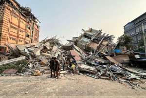Más de 1.000 muertos por terremoto en Myanmar