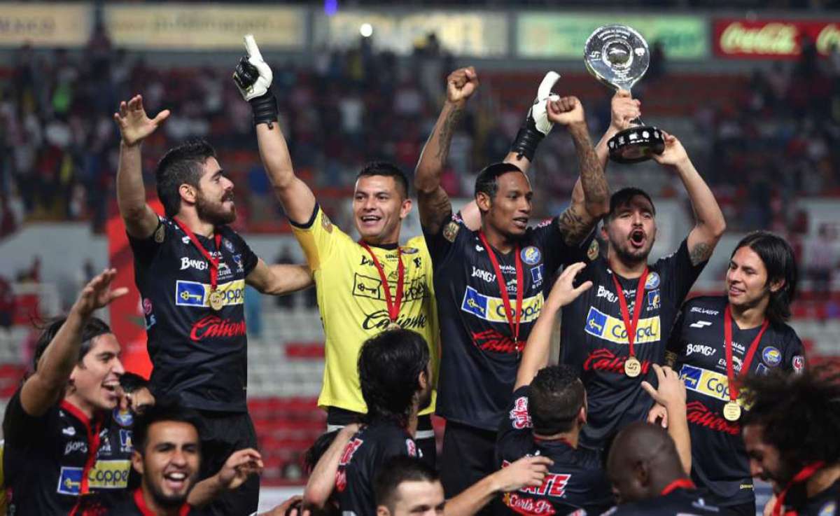 Castillo y Angulo ascienden a primera divisi&oacute;n de M&eacute;xico con el Necaxa (Video)