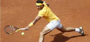 Nadal debuta con un trabajado triunfo ante Carball&eacute;s