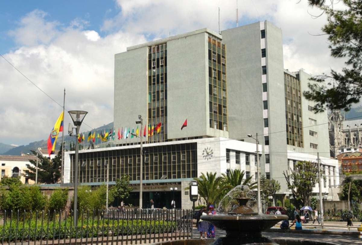 BCE fue premiado por la revista International Finance.