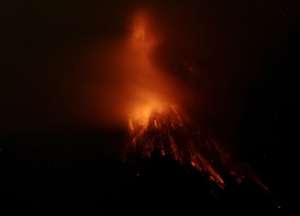 Volc&aacute;n Tungurahua mantiene actividad alta