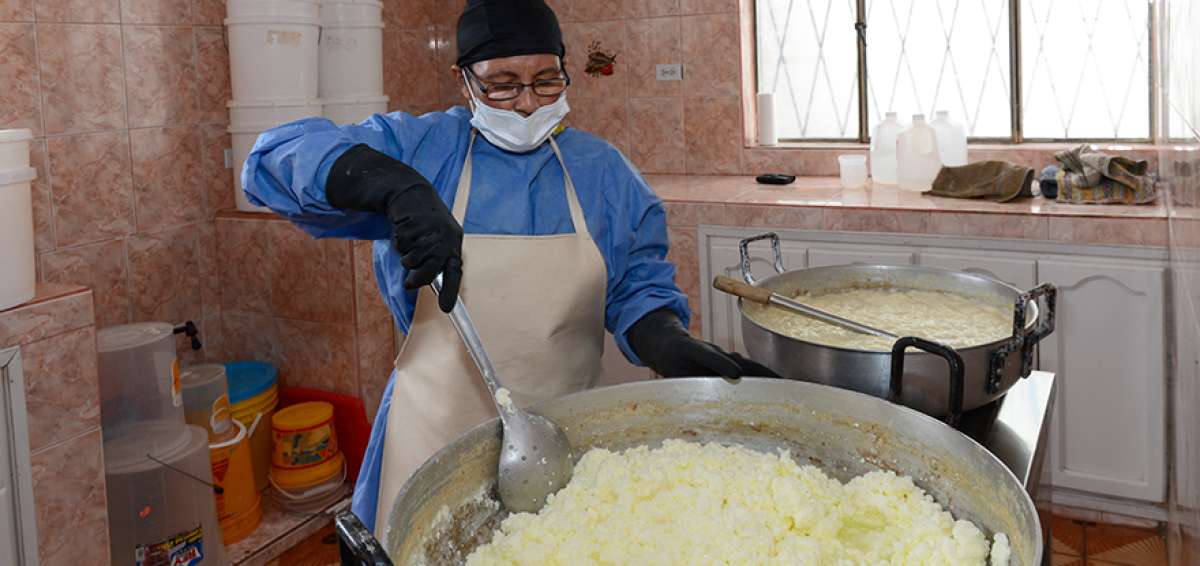 En la planta de Mann Angel se transforma la clara de huevo en polvo con alto contenido nutricional. 