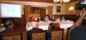 El canciller Jos&eacute; Valencio dio el anuncio de la salida de Ecuador de la ALBA en una rueda de prensa junto a otros ministros. 