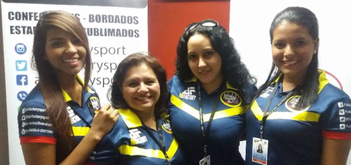 Aunque reciben asesor&iacute;a de personas con experiencia, son los alumnos quienes dirigen el programa.