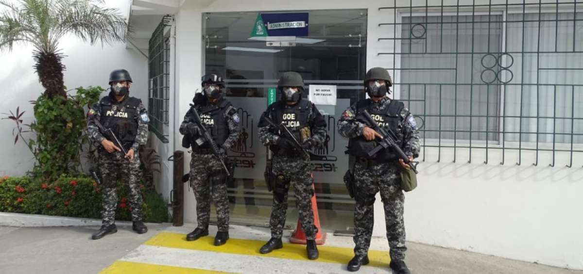 Quince procesados por delincuencia organizada por corrupci&oacute;n en IESS Dur&aacute;n