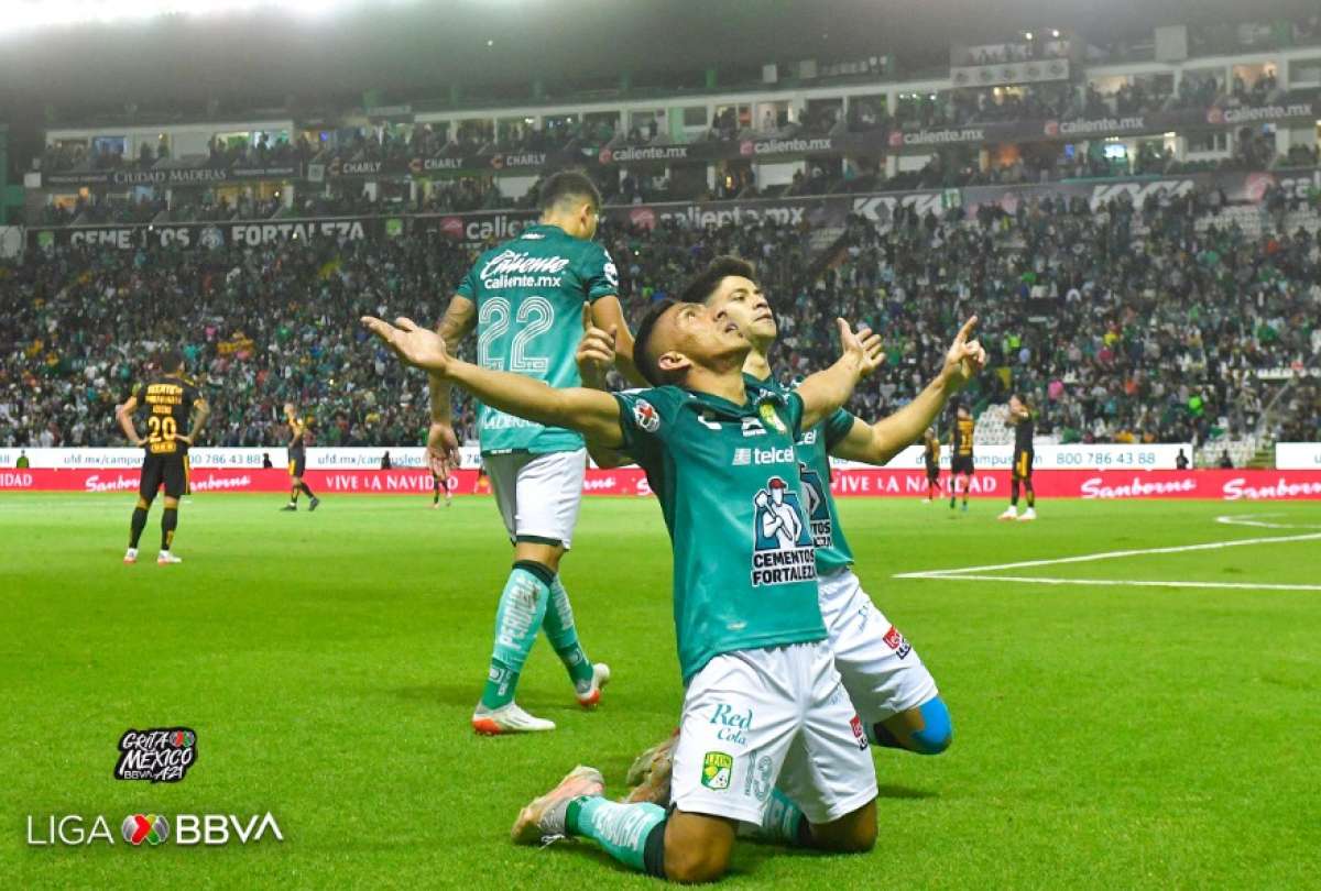 &Aacute;ngel Mena se emocion&oacute; luego de clasificar a la final del torneo mexicano