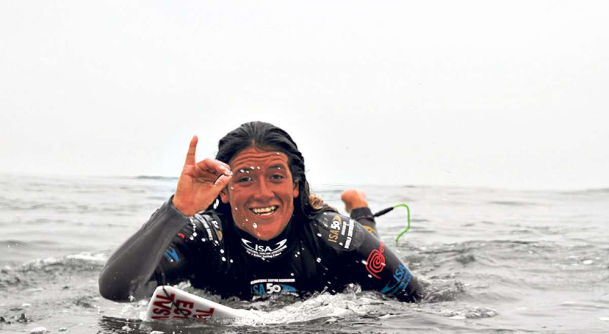 Dominic Barona no descansa; tras haberse ubicado segunda en el Mundial ISA de Per&uacute;, se apunt&oacute; para correr el Mundial Femenino en Chile. Foto: Cortes&iacute;a / Ecuasal.