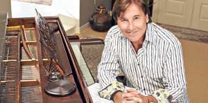 Ricardo Montaner se hizo famoso luego de cantar &lsquo;Tan enamorados&rsquo; en una telenovela de Venevisi&oacute;n. Foto: Internet.