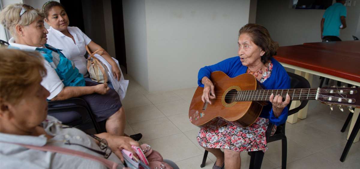 El geri&aacute;trico da un estilo de vida din&aacute;mico a los adultos mayores de Manta