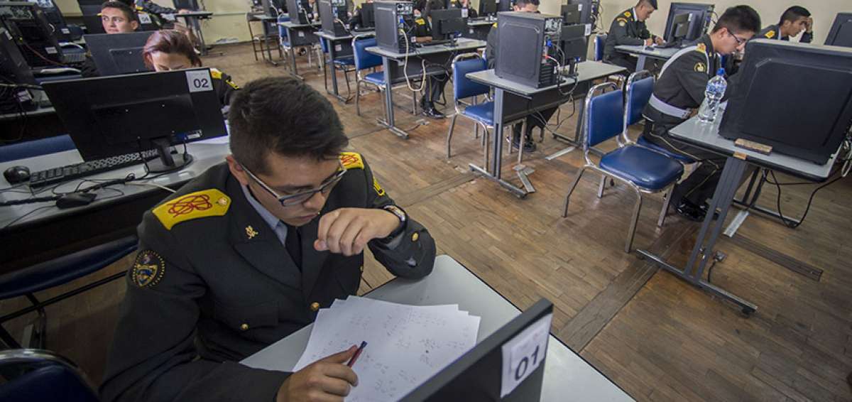 El examen eval&uacute;a las habilidades y aptitudes de los alumnos. La prueba contiene 160 preguntas de respuesta cerrada y de opci&oacute;n m&uacute;ltiple. 