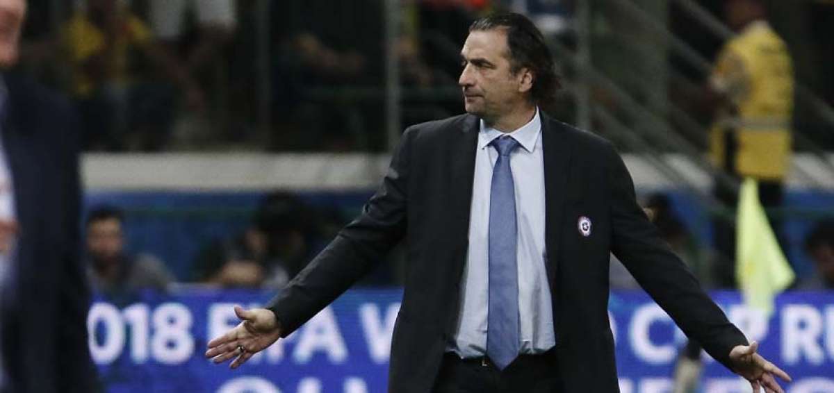 Pizzi defiende a los jugadores chilenos en su despedida de la Roja