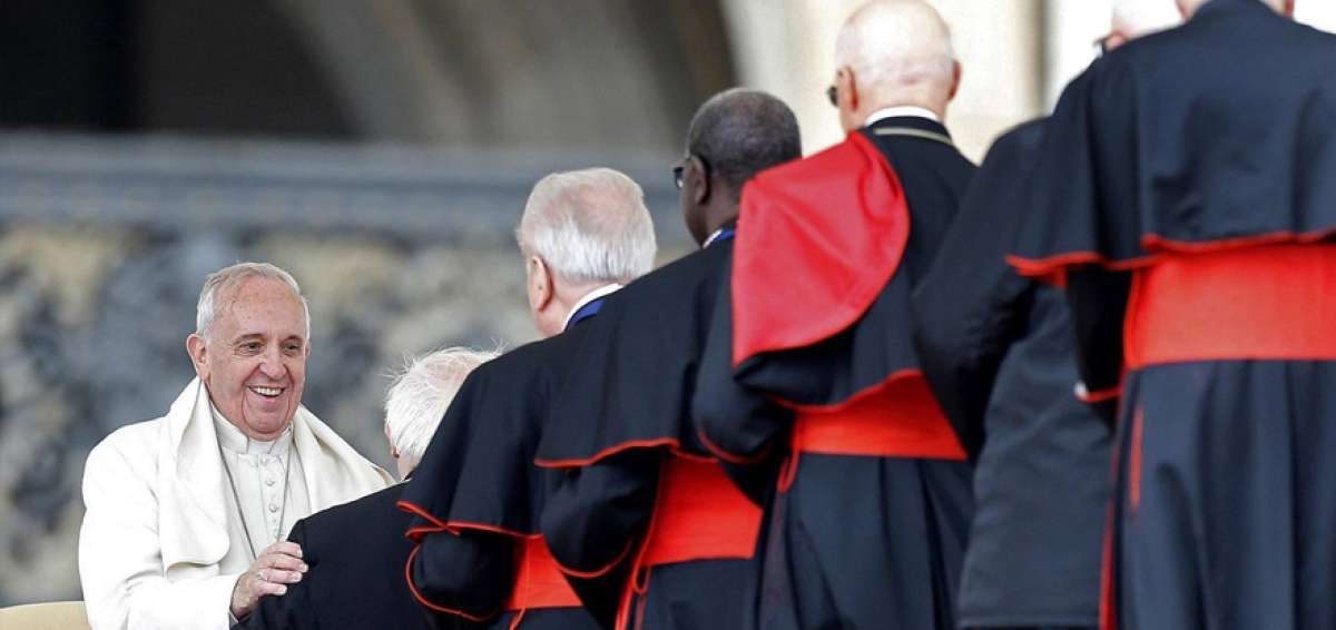 El papa Francisco durante el anuncio dijo que los nuevos cardenales son de 5 pa&iacute;ses diferentes y todos menores de 80 a&ntilde;os. 