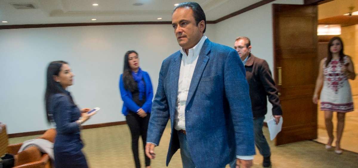 Pa&uacute;l Carrasco pidi&oacute; retirar las 2 precandidaturas de 'La Unidad'