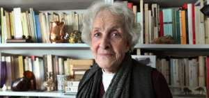 Fotograf&iacute;a de archivo de la poeta uruguaya Ida Vitale durante una entrevista en Montevideo, Uruguay.