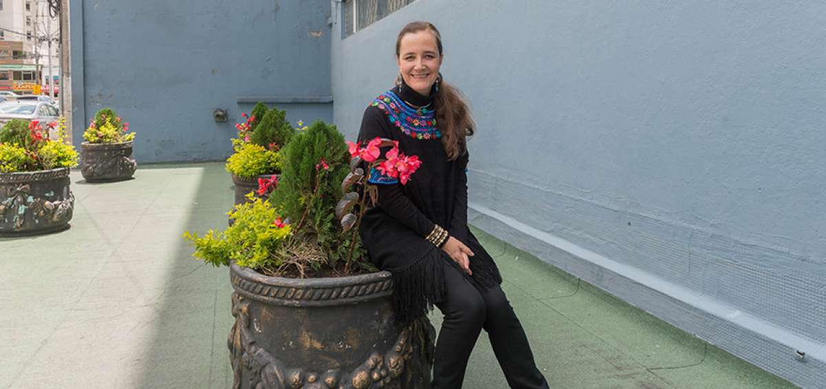 La artista capitalina ha representado al Ecuador en varios pa&iacute;ses de la regi&oacute;n y Europa. Tambi&eacute;n tiene una carrera en la escritura y la poes&iacute;a. 