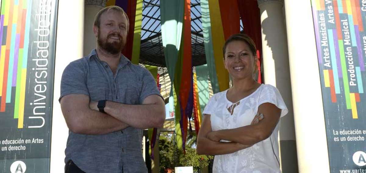 Bradley Hilgert y Aurora Zanabria coordinan las maestr&iacute;as de Pol&iacute;ticas Culturales y Gesti&oacute;n en Artes, y de Fotograf&iacute;a y Sociedad, respectivamente. 