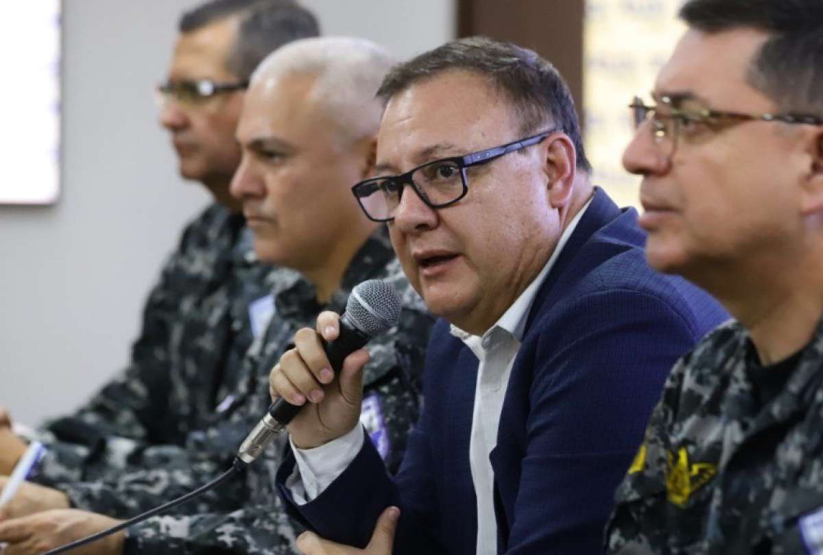 Juan Zapata, ministro del Interior, dijo que hay un trabajo entre su Ministerio y la Cancillería.