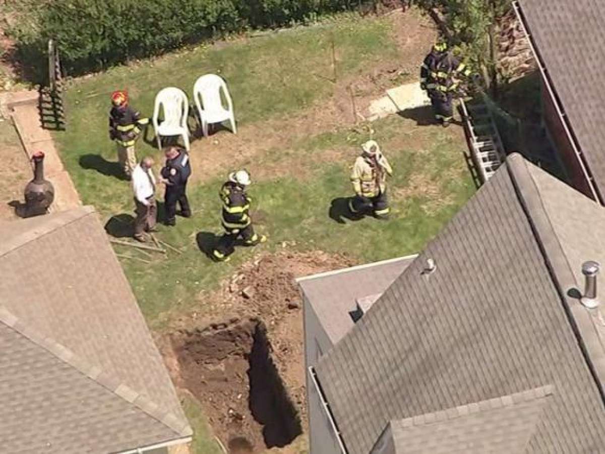 Imagen del patio de la casa donde trabajaban los ecuatorianos en Hastings.on-Hudson, Nueva York. Foto: WABCTV/Eyewitness