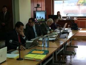 La audiencia de juicio se sigue en contra de 2 polic&iacute;as. Foto: Tomada del Twitter de la Fiscal&iacute;a.