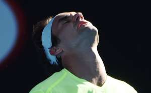Es la primera vez desde 2001 que Federer cae antes de los octavos de final. Foto: Agencia AFP