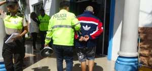 Los sospechosos fueron detenidos y llevados a la Unidad de Flagrancia del Cuartel Modelo.