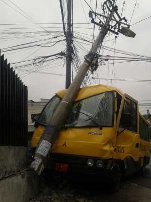 El accidente se produjo a las 06:30. Foto: Nelson Silva/ EL TEL&Eacute;GRAFO