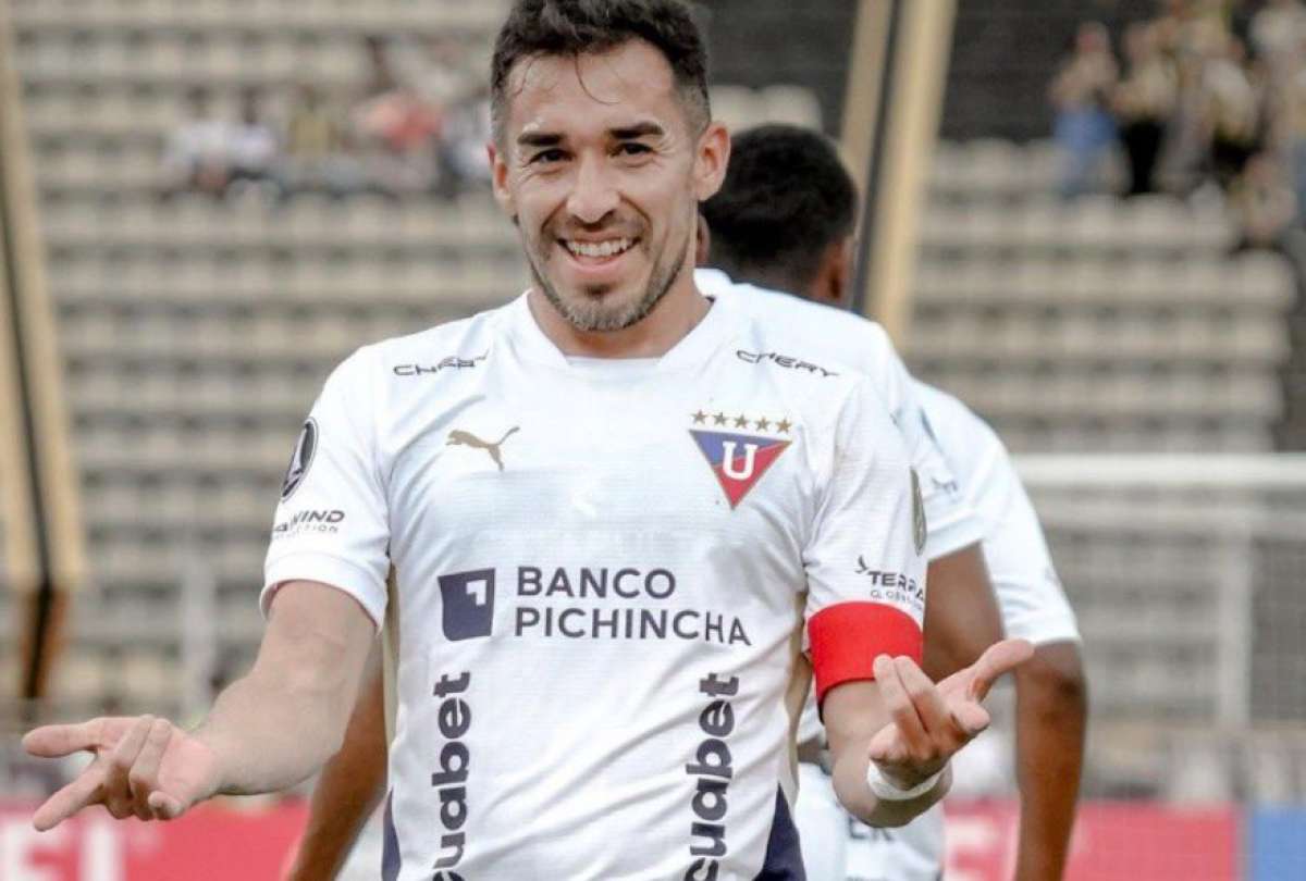Lisandro Alzugaray se va de Liga de Quito