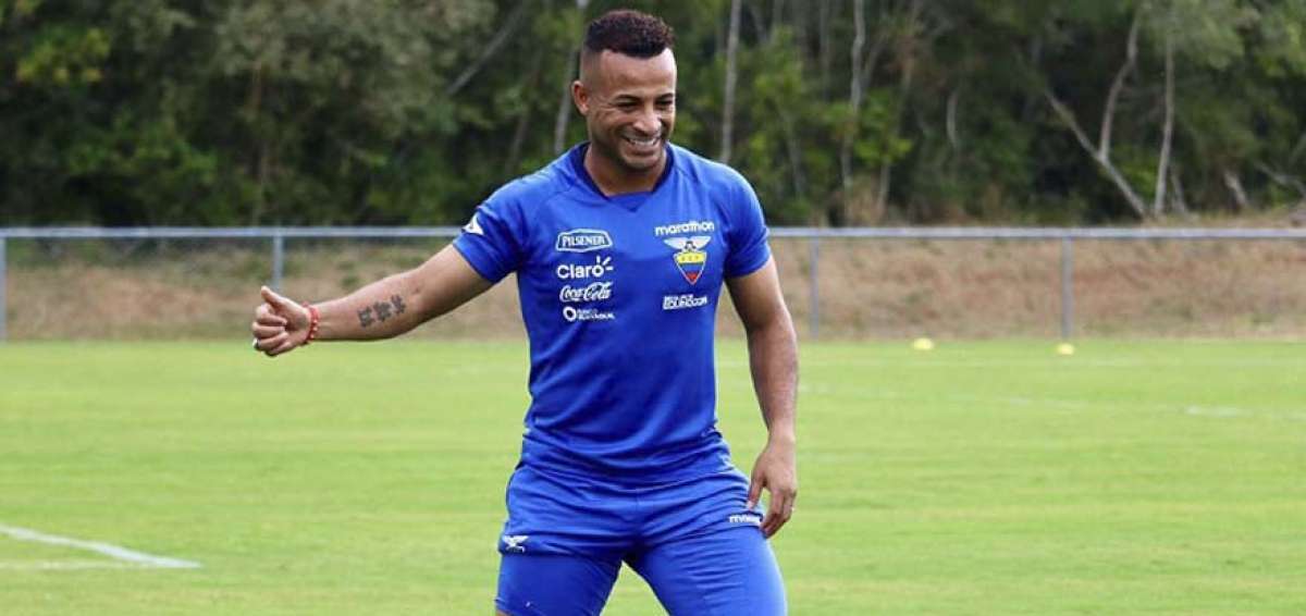 Pedro Qui&ntilde;&oacute;nez se cuidar&aacute; de no recibir tarjetas amarillas
