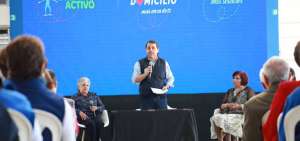 El presidente del directorio del IESS, Pa&uacute;l Granda, present&oacute; los nuevos servicios en el Centro de Atenci&oacute;n del Adulto Mayor en el sur de Quito.