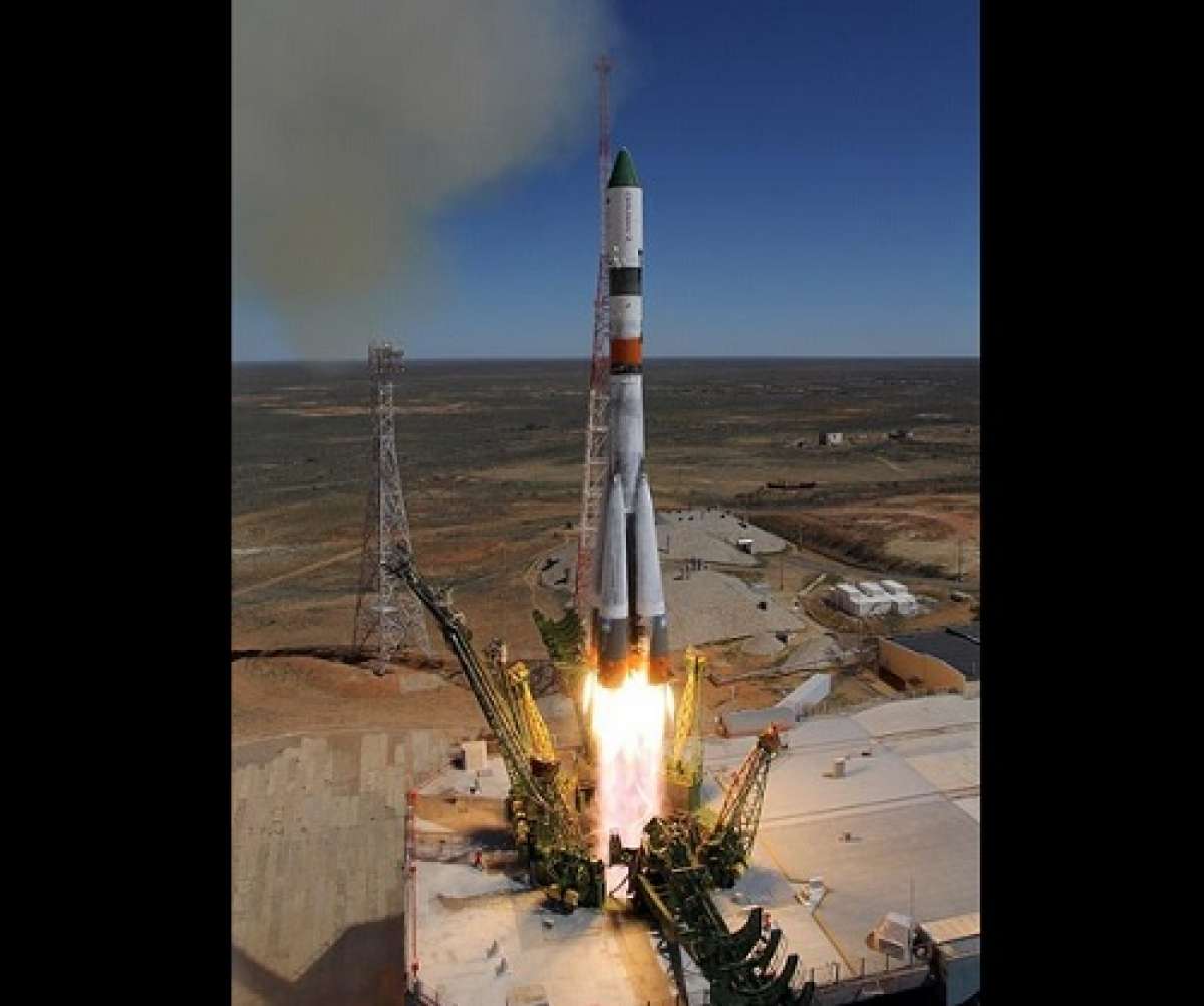 El Progress M-27M transporta material cient&iacute;fico y productos de primera necesidad, como agua y comida. Foto: AFP