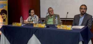 Pedro Restrepo (c) dijo que en 28 a&ntilde;os han pasado muchos comandantes de la Polic&iacute;a y que algunos de ellos los han perseguido y difamado.