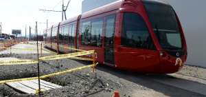 Tranv&iacute;a tendr&aacute; cables en las calles