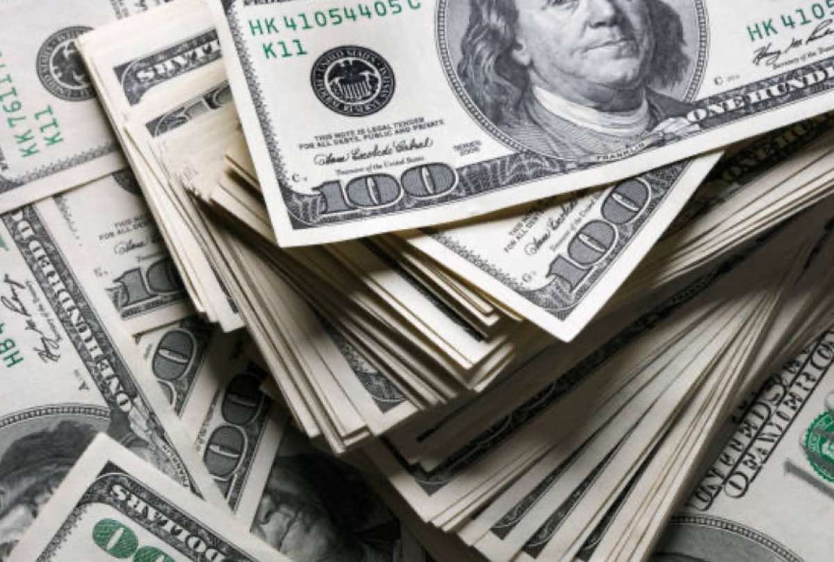 El Banco Central del Ecuador proyecta un crecimiento del PIB de 1,8% para 2026.