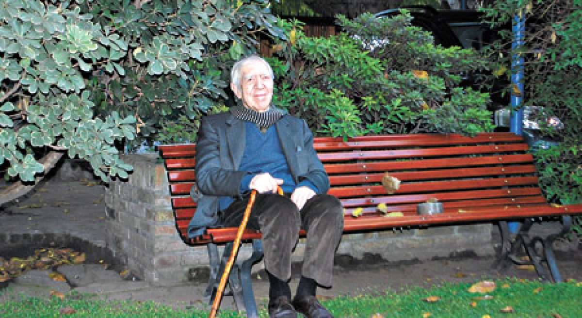 Muri&oacute; Paco Porr&uacute;a, editor de Rayuela y Cien a&ntilde;os de soledad