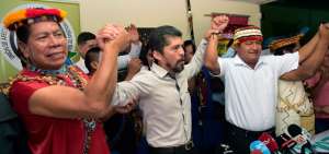 Afectados por Chevron calificaron como "hist&oacute;rico" fallo en Ecuador