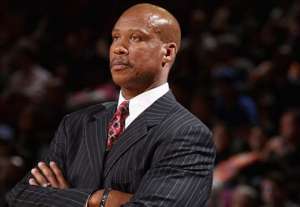 Byron Scott, nuevo entrenador de los Lakers