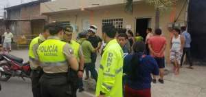 Hombre hu&iacute;a con machete en mano tras femicidio en Milagro
