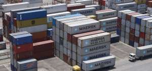 Exportadores rechazan el cobro de tarifas por contenedor