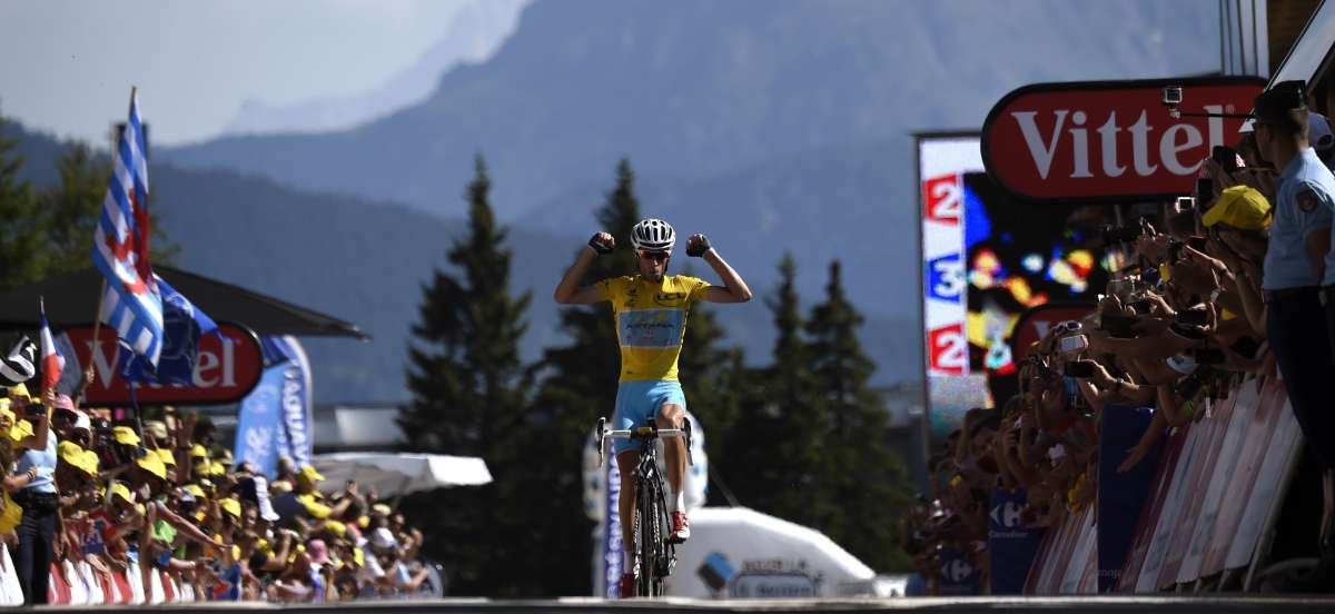 Vincenzo Nibali gan&oacute; la d&eacute;cimotercera etapa y aument&oacute; la diferencia con sus escoltas. Foto: AFP