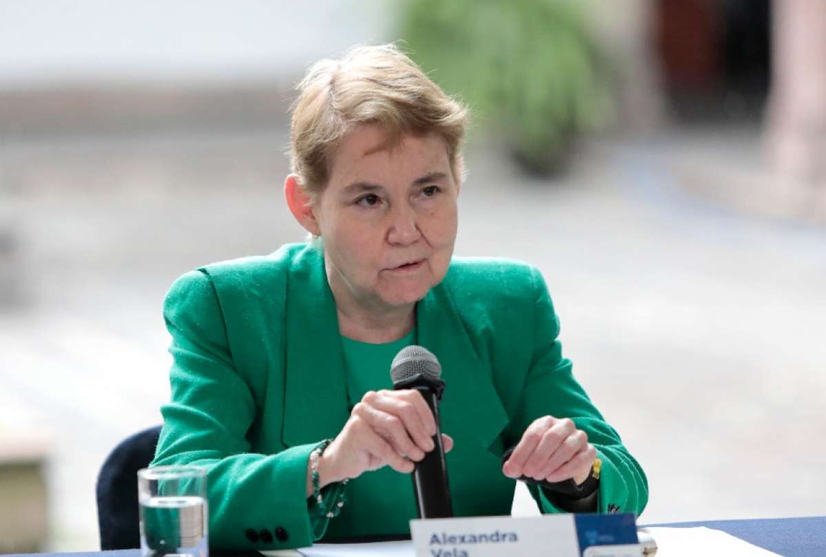 Ministra de Gobierno asegura que ayudarán a recuperar la libertad del cabo Olmedo
