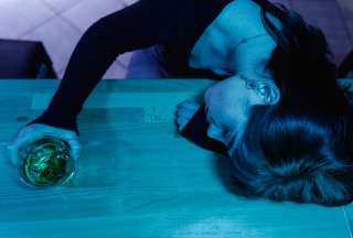 Aumentan a 74 los casos de intoxicación por alcohol metílico