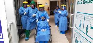 Hasta ayer, 1.557 personas hab&iacute;an recibido el alta hospitalaria, lo que les permite continuar recuper&aacute;ndose del contagio en sus hogares.