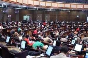 El pleno de la Asamblea Nacional retoma los debates de varios proyectos de ley.