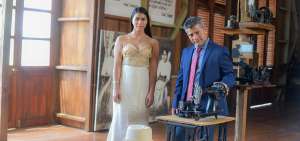 El modisto ecuatoriano Pablo Bail&oacute;n, radicado en Nueva York (Estados Unidos) hace 10 a&ntilde;os, considera en la actualidad los tejidos de paja toquilla, material que suma a su nueva colecci&oacute;n de vestidos de novia.   